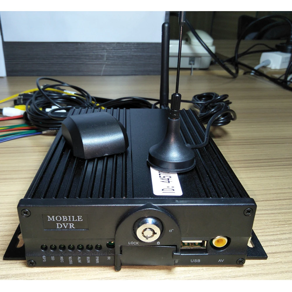 Удаленное позиционирование хост мониторинга AHD 4CH 4G gps wifi Двойная sd-карта Мобильный DVR кассовый Транспорт/прицеп/корабль PAL/NTSC