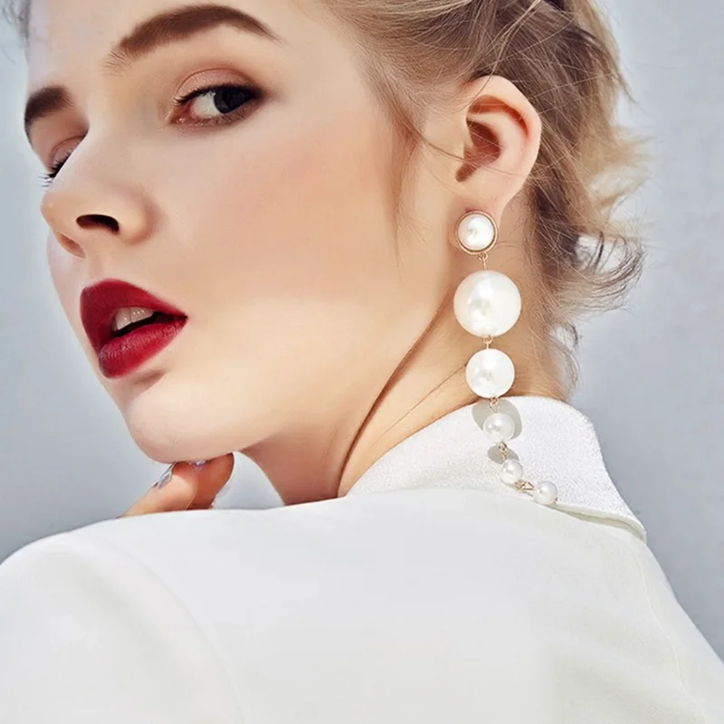 

Trendy Elegant Creative Big Simulated Pearl Long Earrings Pearls String Statement Dangle Drop Earrings For Wedding Party Gift
