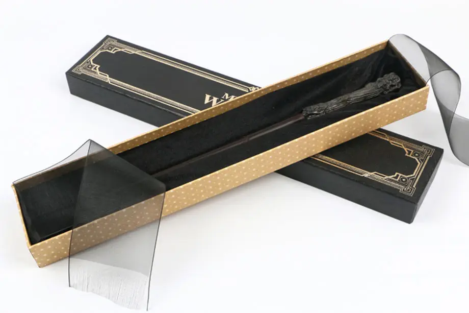 

High Quality Metal Iron Core Cosplay Harry Potter Magic Wand Kids Cos Stage Magic Tricks Sticks Children Toys Ribbon Box Packing