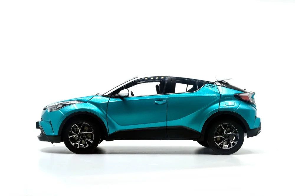 Модель Paudi 1/18 1:18 Масштаб Toyota C-HR CHR сине-белый внедорожник литой модельный автомобиль игрушка, модель автомобиля двери открытые