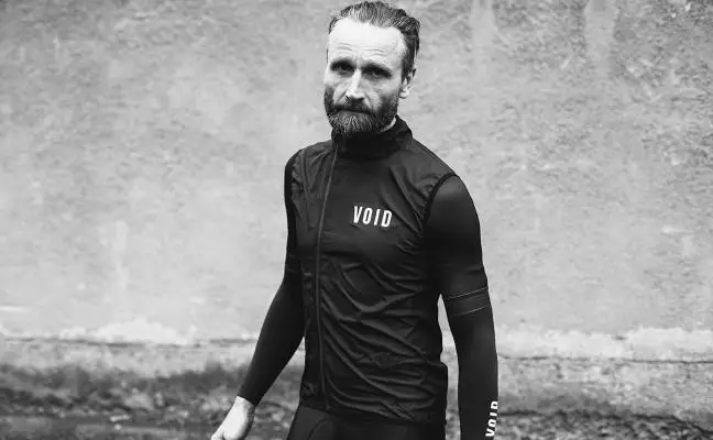 

2019 void unisex new Reflective and black wind Vest windproof gilet all season need one easy to carry