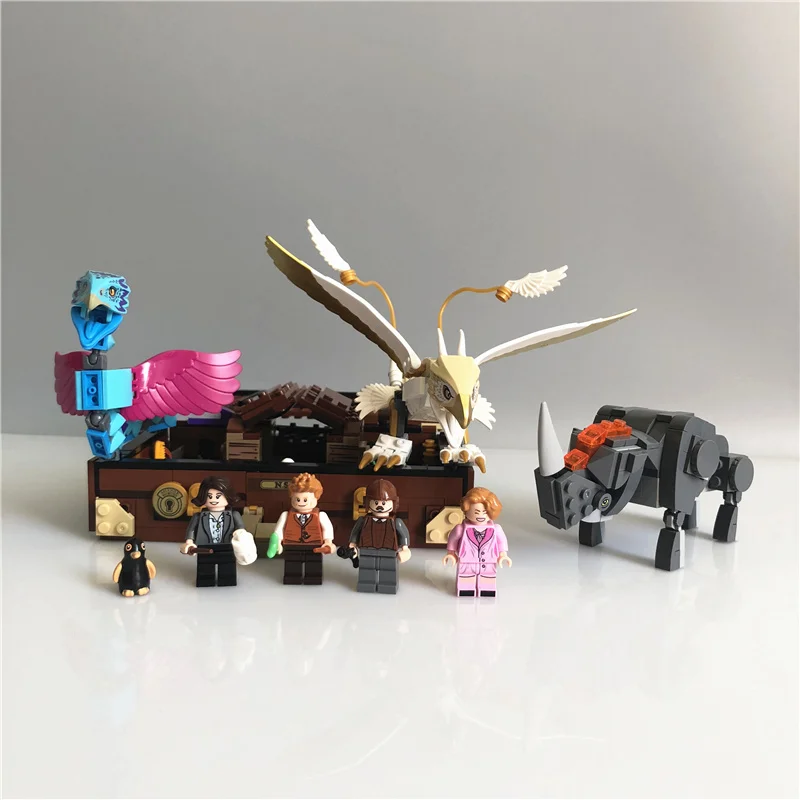 

Fantastic Beasts Newt's Case of Magical Creatures Building Blocks 778pcs Brick Toys Compatible With Legoing Movie 75952