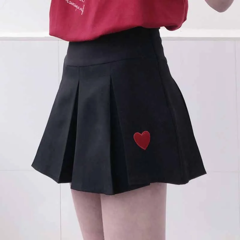 

2018 New Women Harajuku Mini Skirts High Waist Pleated Skirts Side Heart Embroidery Skirts Female #5118
