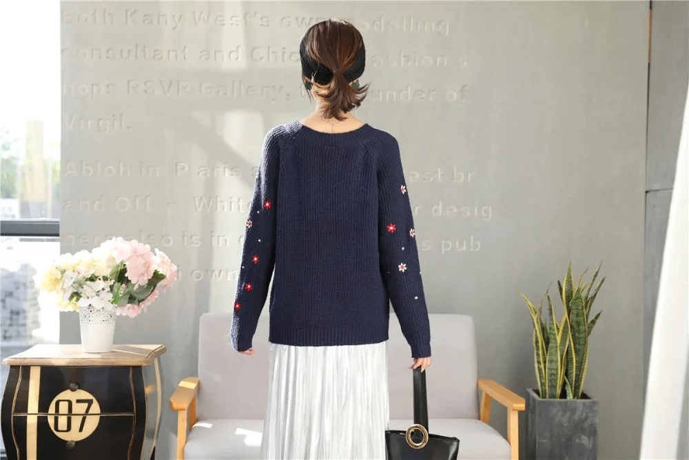2018 Autumn Sweater Women Embroidery Knitted Winter  (12)