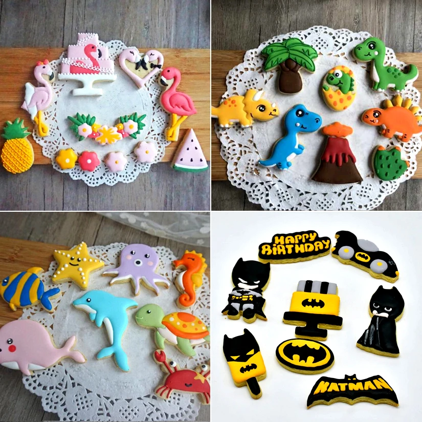 

Plastic Cartoon Flamingo/Animal/Dinosaur/Truck/Batman Cake Cookie Biscuit Cutters Fondant Cake Decorating Mold Tools