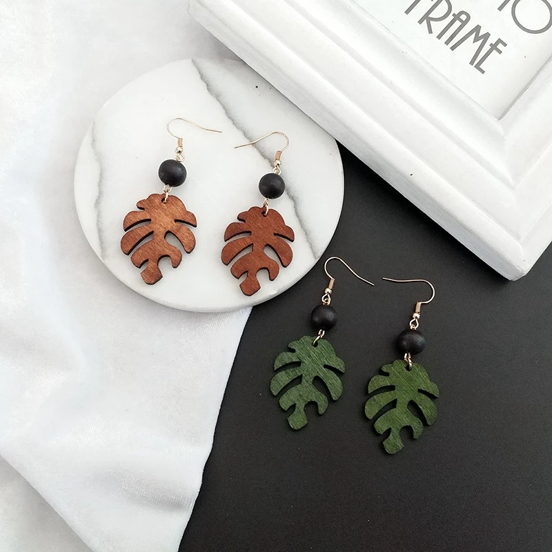 

SHUANGR Warehouse Fashion Design Green/ Brown Wodden Leaf Dangle Earrings Jewelry Boho Plant Leaves Women Statement Earrings