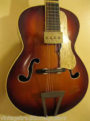 Арнольд хойер оригинальный c.1960 ARCHTOP GUITAR-BODIED ELECTRO-MANDOLIN / MANDOLINETTO | Спорт и