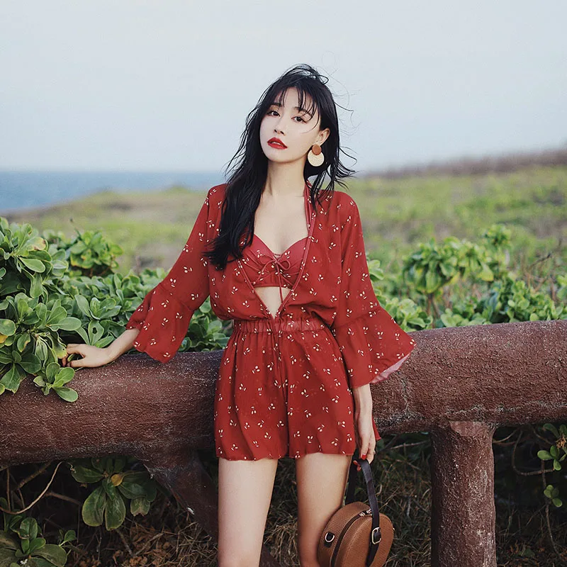 

2019 New Women Three Pieces print Short Bikinis Sets Summer Sexy Bathing Suit Butterfly sleeve Cover-Up Swimsuit Swim Beach Wear