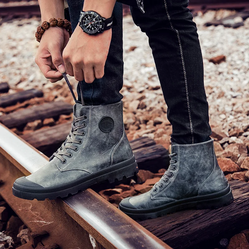 Koop Merk Outdoor Winter Populaire Hoge QualityHigh Kwaliteit antislip Mannen Werken Schoenen Koude Bescherming Sneakers mannen Mode Werk schoenen