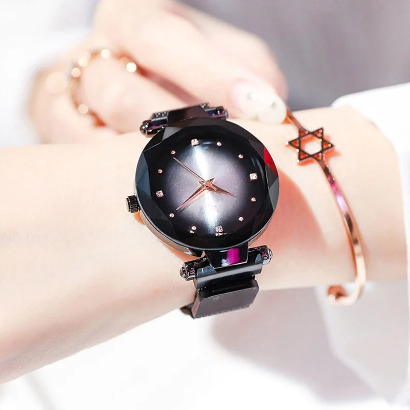 

2019 Hot Sale Starry Sky Watch Women's Luxury Magnetic Magnet Buckle Quartz Wristwatch Geometric Surface Female Diamond Watches