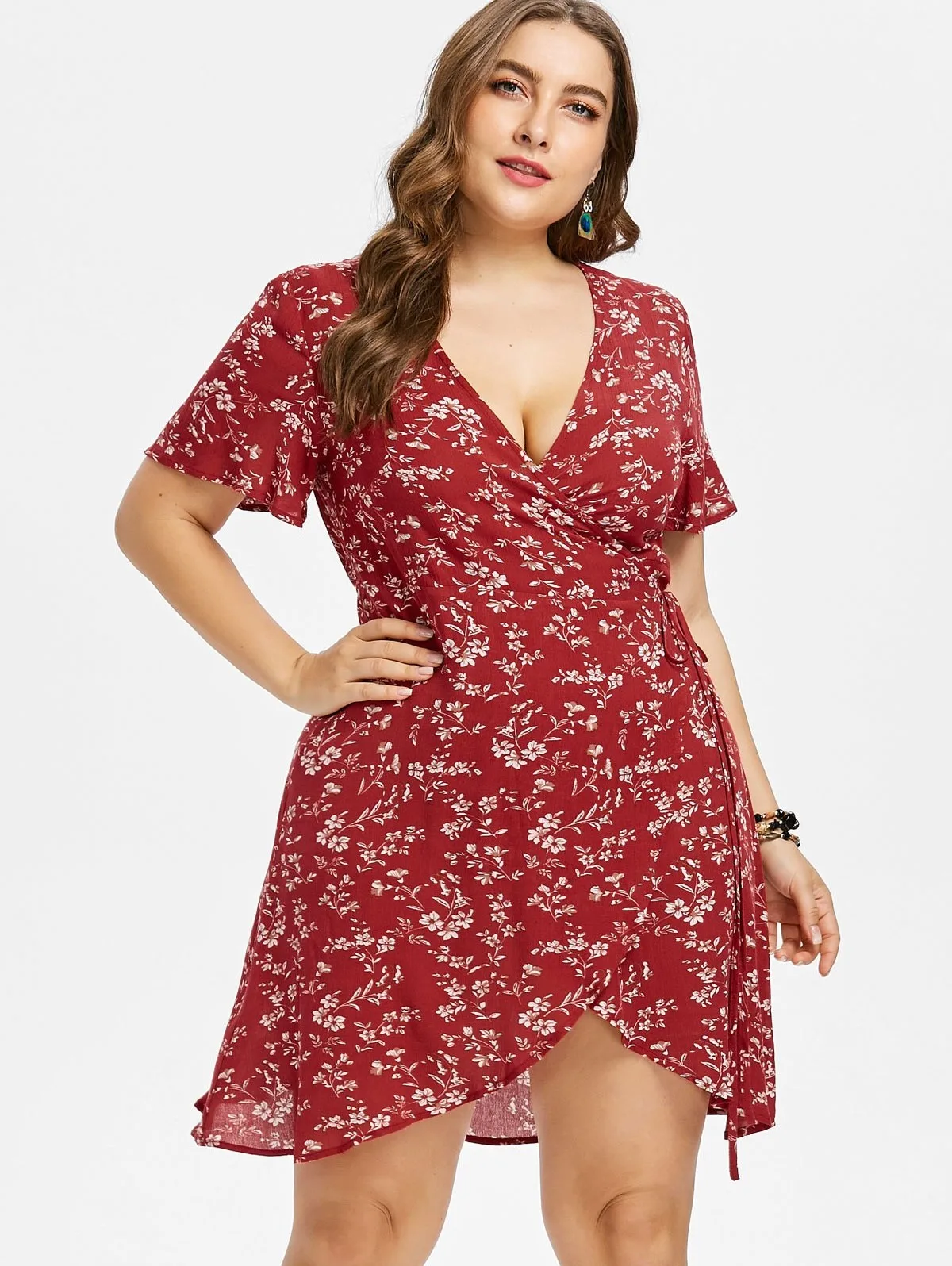 ZAFUL Plus Size Floral Mini Wrap Dress-in Dresses from Women's Clothing ...