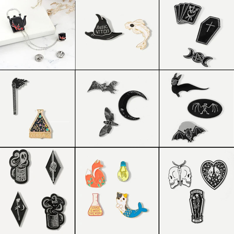 

Fashion Pop Demon Dagger Goldfish Hat Animal Anime Brooch Simple Lapel Sweater Jeans Accessories Brooch