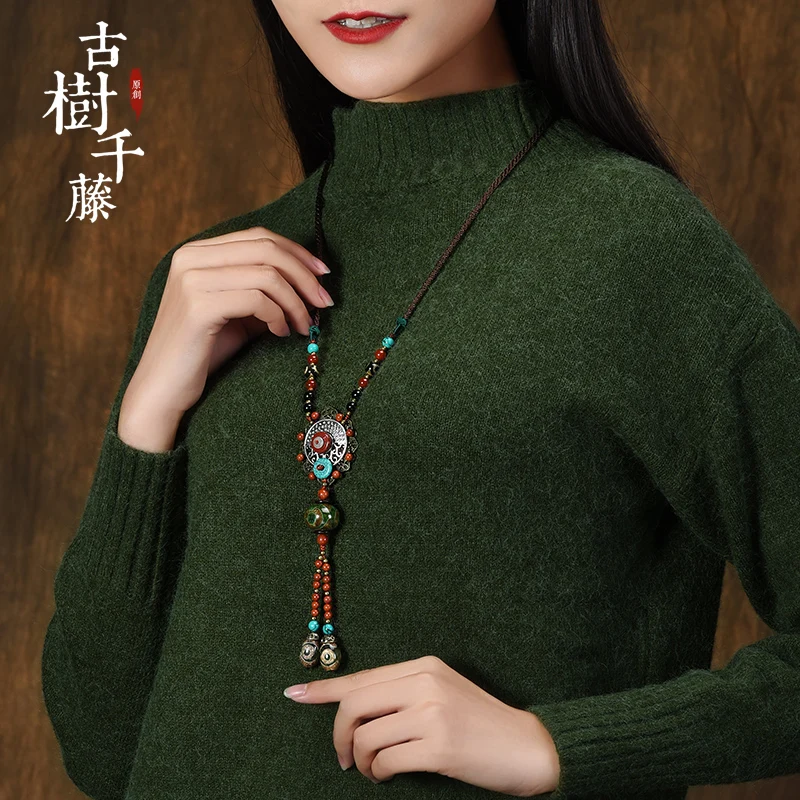 

Vintage Red Stone Pendant Necklace for women Dzi Bead Suspension Necklace Long Chain Ethnic Copper Maxi Necklace New Year Gift