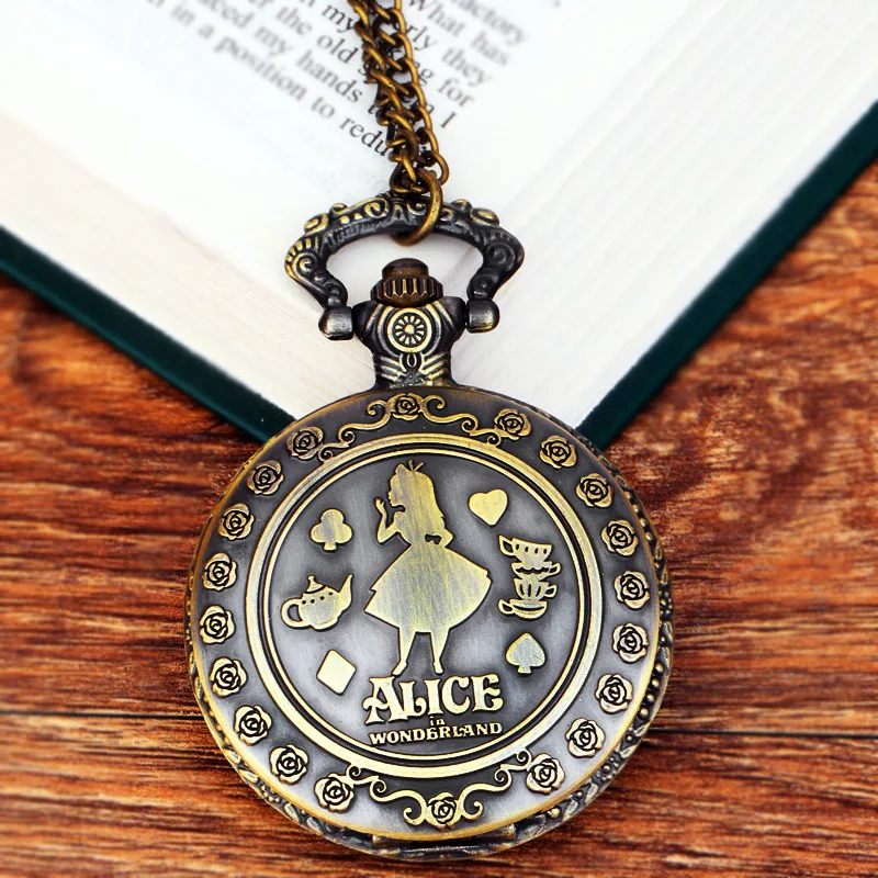 

2019 New Retro Alice in Wonderland Theme Bronze Quartz Pocket Watches Vintage Fob Watches Grandpa Gift
