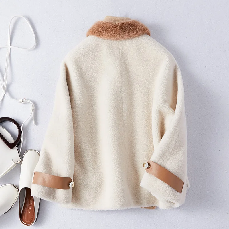 DUOUPA 2019 Lazy New Small Fashion Sheep Sheared Fur Coat Female Short Paragraph Dream Particles Gilded Square Collar Coat