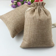60 stücke Jute Taschen Natürliche Sackleinen Hessia Geschenk Taschen Hochzeit Party Favor Pouch Kordelzug Jute Geschenk Tasche Verpackung Tasche Lagerung reise(China)