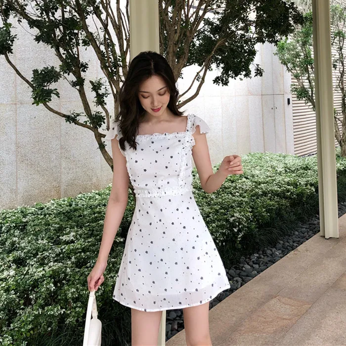 

2019 Summer White Flower Lotus Leaf Edge Female Group Style Retro Sling Dress Spaghetti Strap Square Collar Print Dress Women