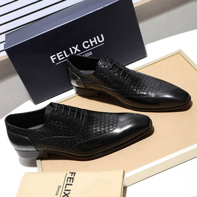 2019 Genuine Leather Oxford Shoes Men Elegant Office Work Pointed Toe Lace Up Mens Business Dress Shoes High Quality Black Blue