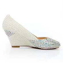 2016 neue Mode AB Farbe Kristall und Perle Hochzeit kätzchen Absatz Prom Pumps Elfenbein Perle Hochzeit Zwängt Formalen Kleid schuhe