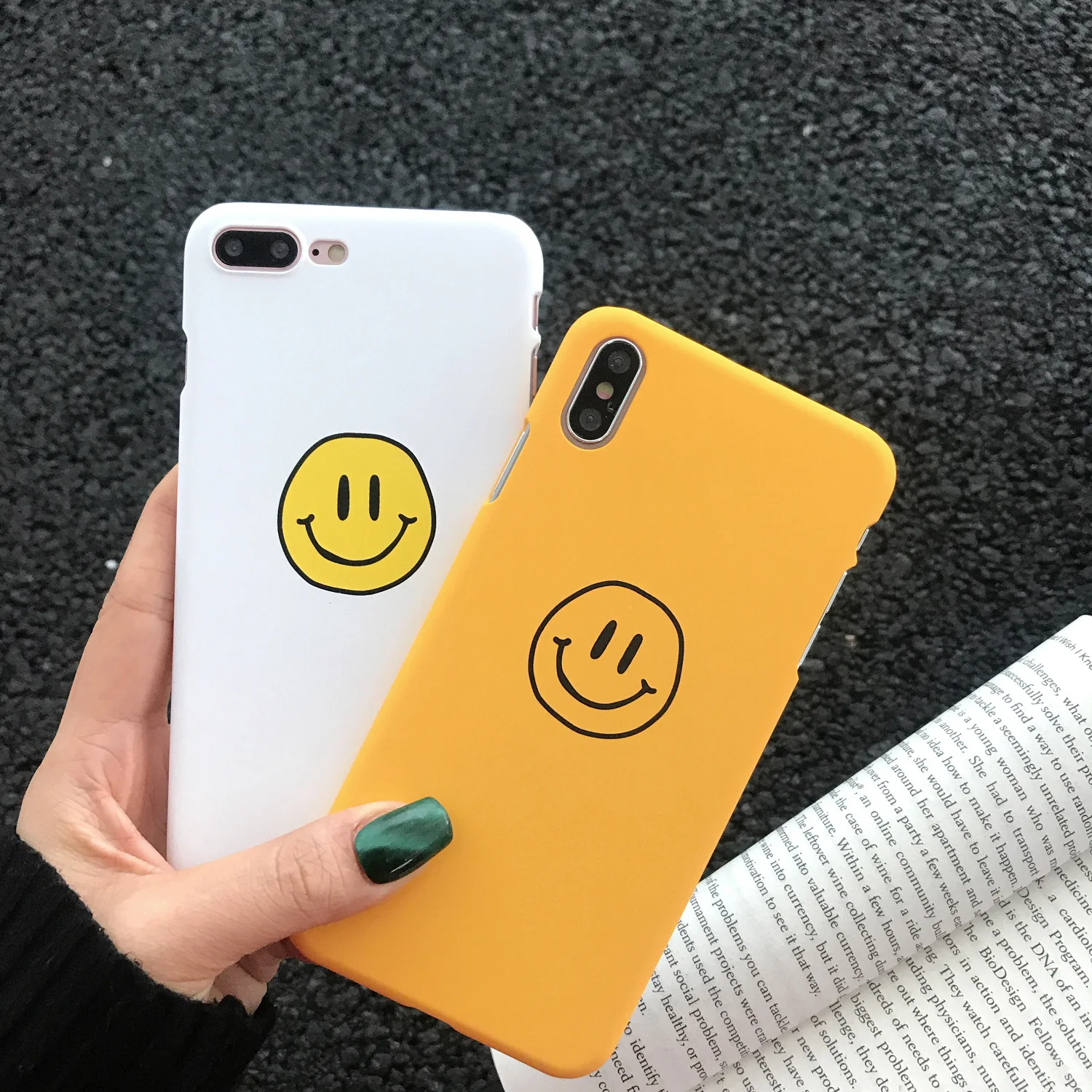 

Korean fashion cute smiley face PC matte hard phone case for iphone xs max case for iphone5 6 7 8 plus case protective cover