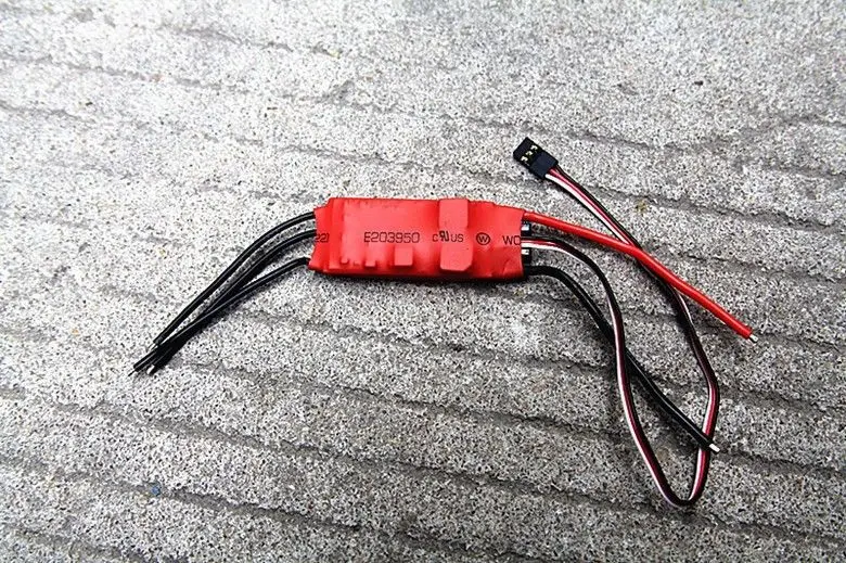 

2-6S 40AMP 40A SimonK firmware Brushless ESC w/BEC Quad Multi copter APM NAZA