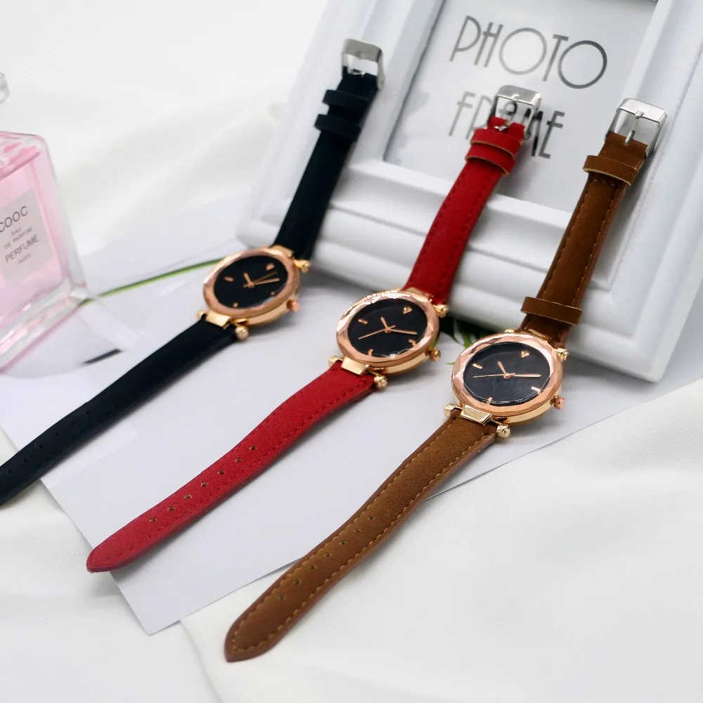 Montre Femme MNWT модные женские часы простые Роскошные Кварцевые кожаные повседневные