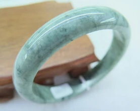 

13345 New Certificated 100% Natural Grade A Spotted-Green Jade (Jadeite) Bangle (A0429)