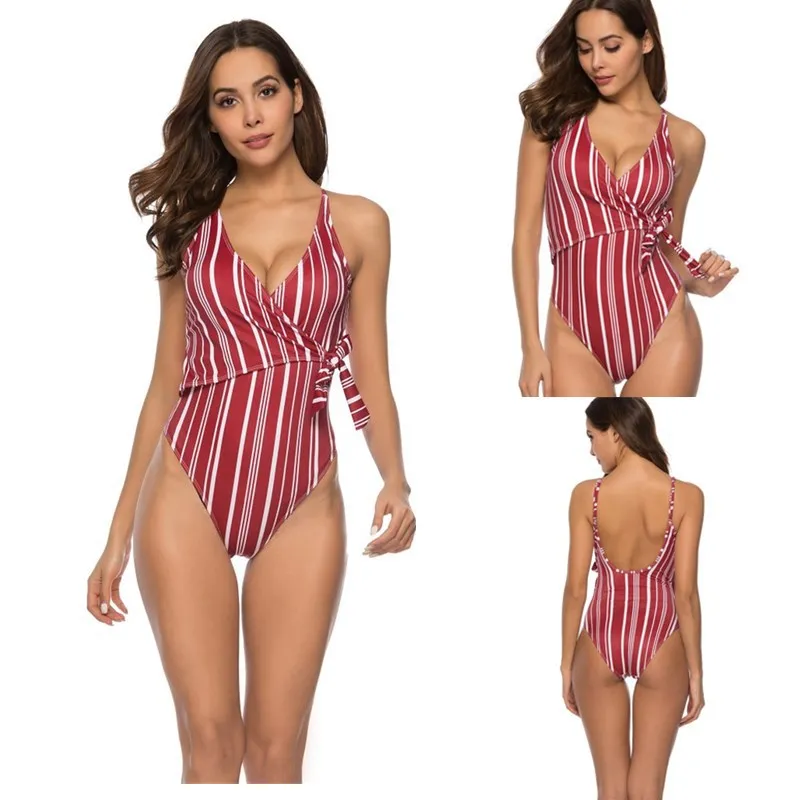

Plus Size Cut Edge Swimsuit 2019 New Women Deep V Wrap Body Swimwear Vintage Floral Printed One Piece Swimsuit Female Bodysuit