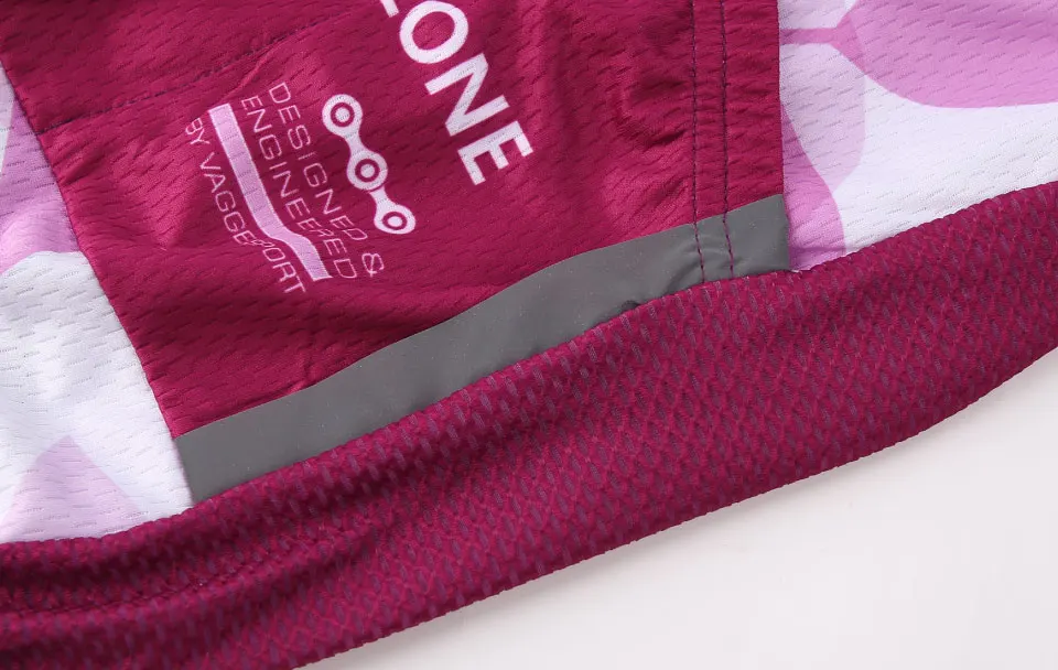 two-reflective-stripe-on-side-of-pocket