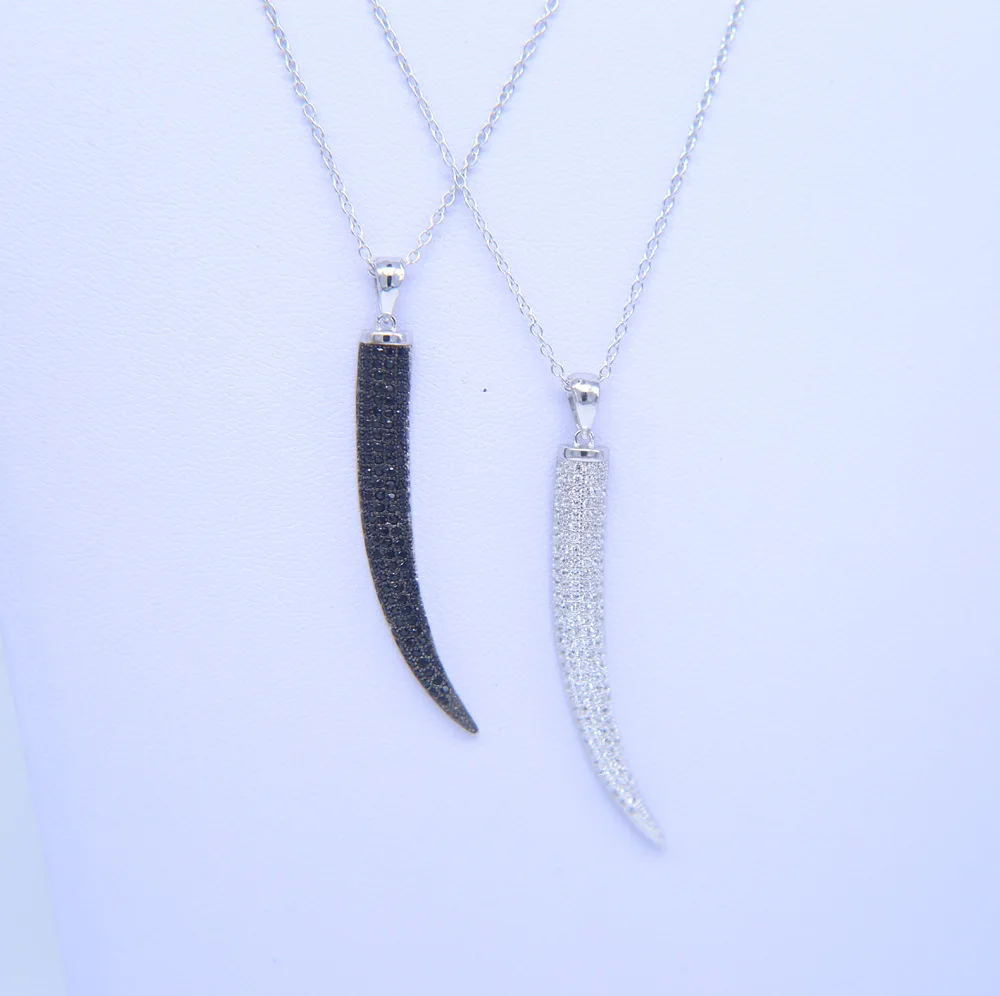 

Clear black AAA bling cubic zirconia 925 sterling silver spike pendant micro pave long dagger micro pave elegant women necklace