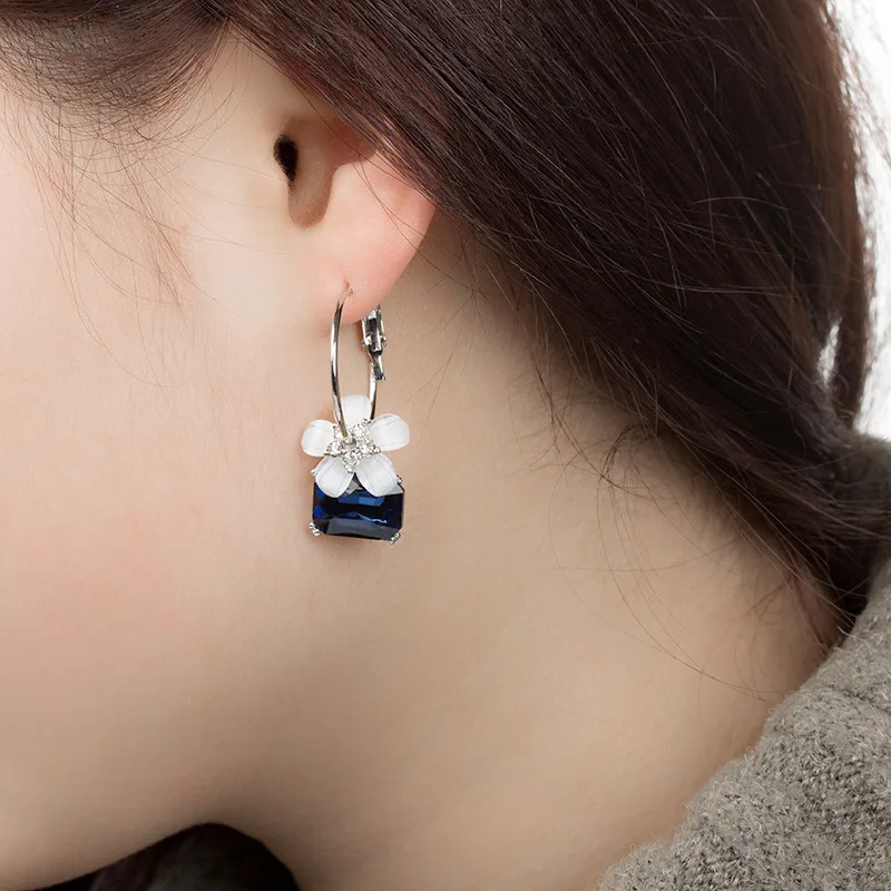 

Luxury Crystal Earrings Women Charm Flower Blue Stone Hoop Earrings Fashion Wedding Jewelry Part Accessories Gift oorbellen 2018