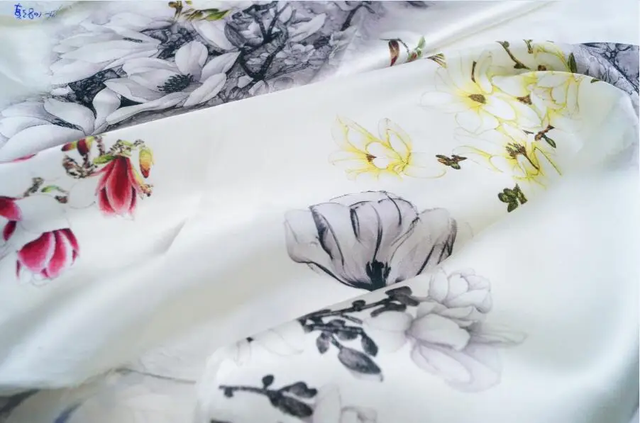 2 тяжелый шелк стрейч атласа Cheongsam шелковой ткани Однородный Материал Lotus Валентина
