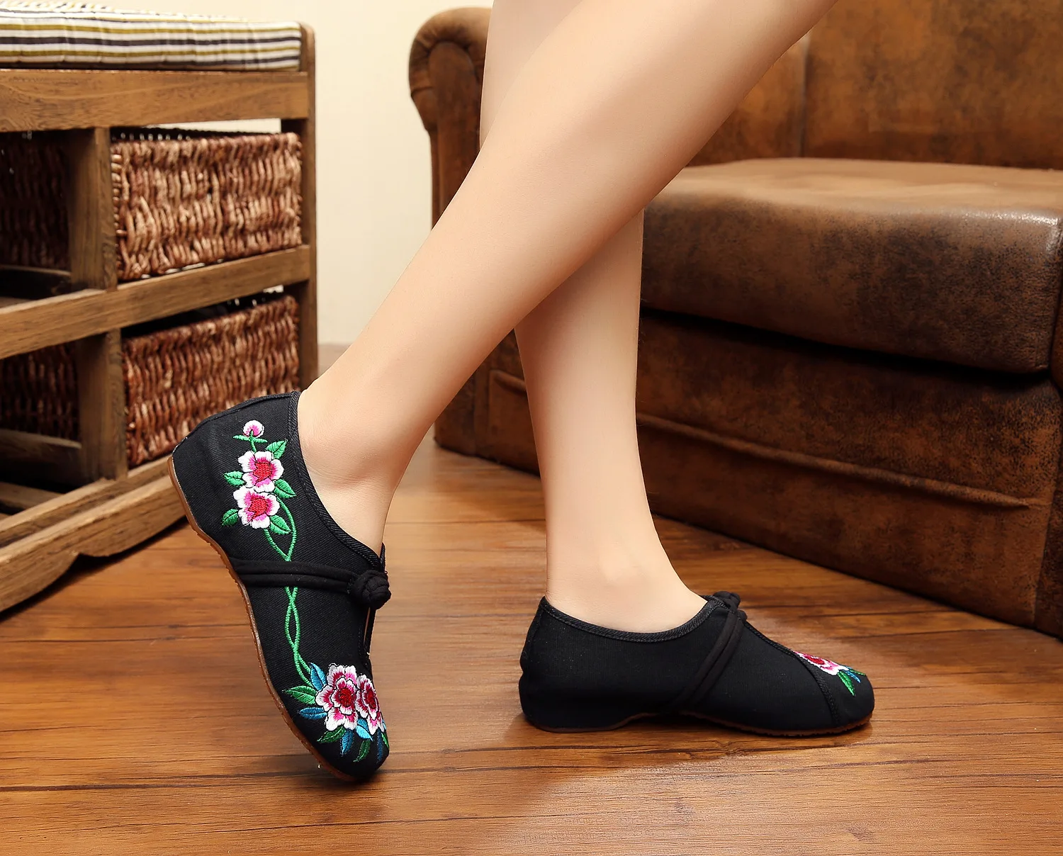 Большой размер 41; модная женская обувь; повседневная обувь mary jane на плоской подошве в стиле «Старый Пекин»; Женская Тканевая обувь с вышивкой в китайском стиле