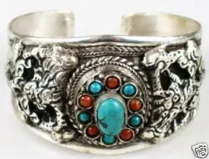 

Antique color features wide Bracelet-CFGDFQ -f