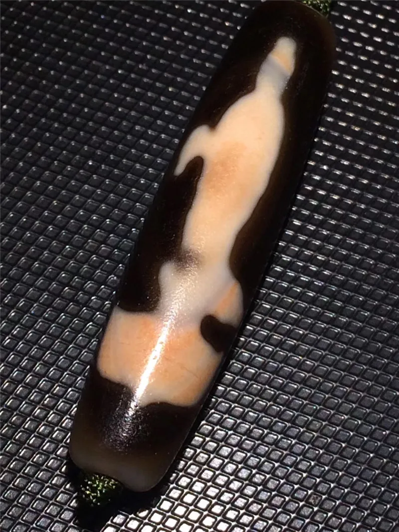 

190425-2 Cinnabar Material Tibetan Dzi beads Kuanyin Totem dZi Bead Amulets Talisman Treasure 12x50mm Free shippin
