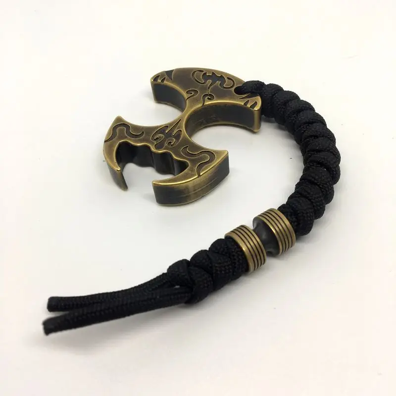 

Multifunction Outdoor Tools Solid Brass Chinese Opera Mask Keychain Tactical Broken Window tool