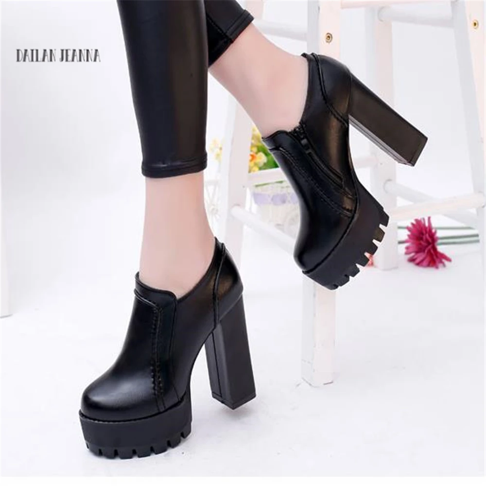 Женская обувь на очень высоком каблуке в европейском стиле; коллекция года; обувь на толстом каблуке; водонепроницаемые низкие Ботинки и ботильоны; модная женская обувь - Цвет: style 1 black
