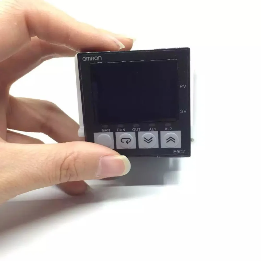 

E5CN-Q2MTD Electronic temperature controller 100-240V AC E5CNQ2MTD Tools part Digital temperature control instrument