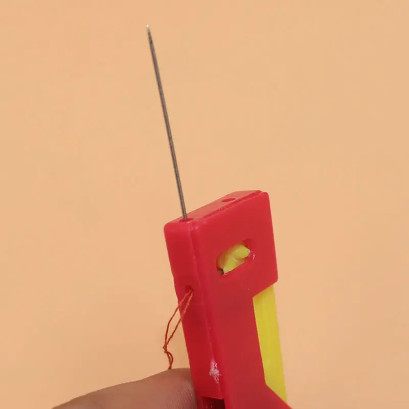 

Hot 5Pcs Automatic Needle Threader Thread Guide Elderly Use Device Sewing Tool