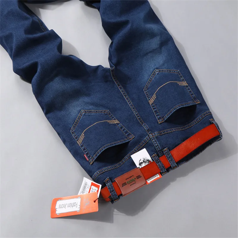2018 Men's Jeans Four Seasons New Urban Fashion Popular Casual Cotton Stretch Denim Large Size Waist Feet Trousers Casual Jeans