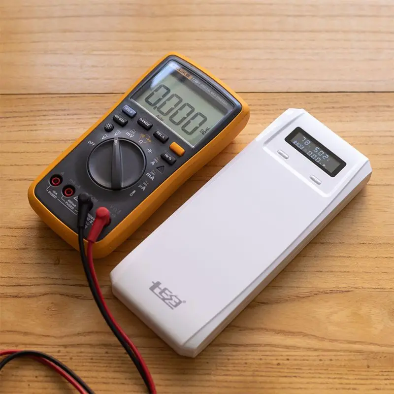 

QD188-PD Dual USB QC 3.0 + Type C PD DC Output 8x 18650 Batteries DIY Power Bank Box Holder Case Fast Charger For Mobile Phone