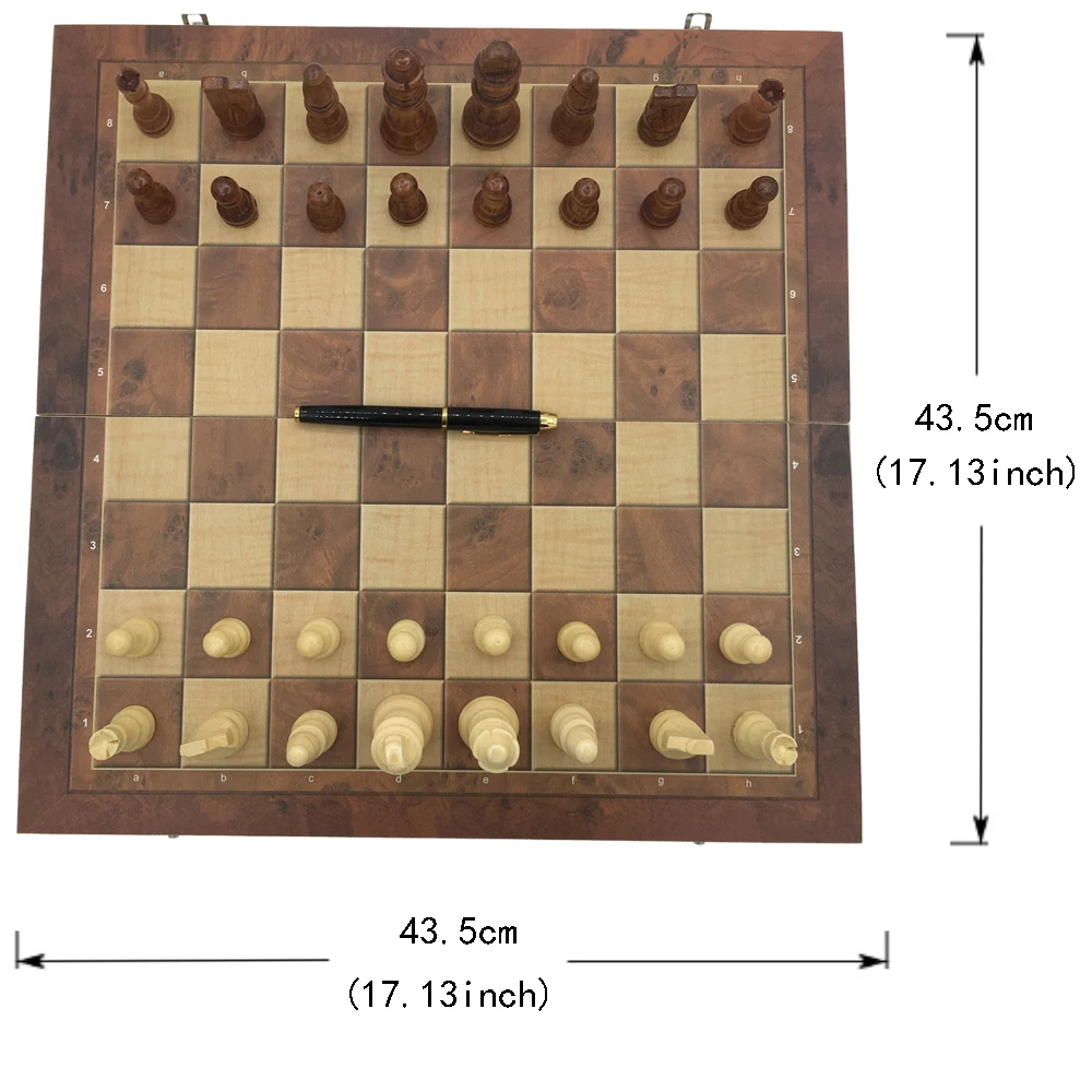 Размер шахматного поля. Размер шахматной доски стандарт фиде. Стандартная доска для шахмат. Шахматная доска с фигурками. Какого размера шахматная доска.