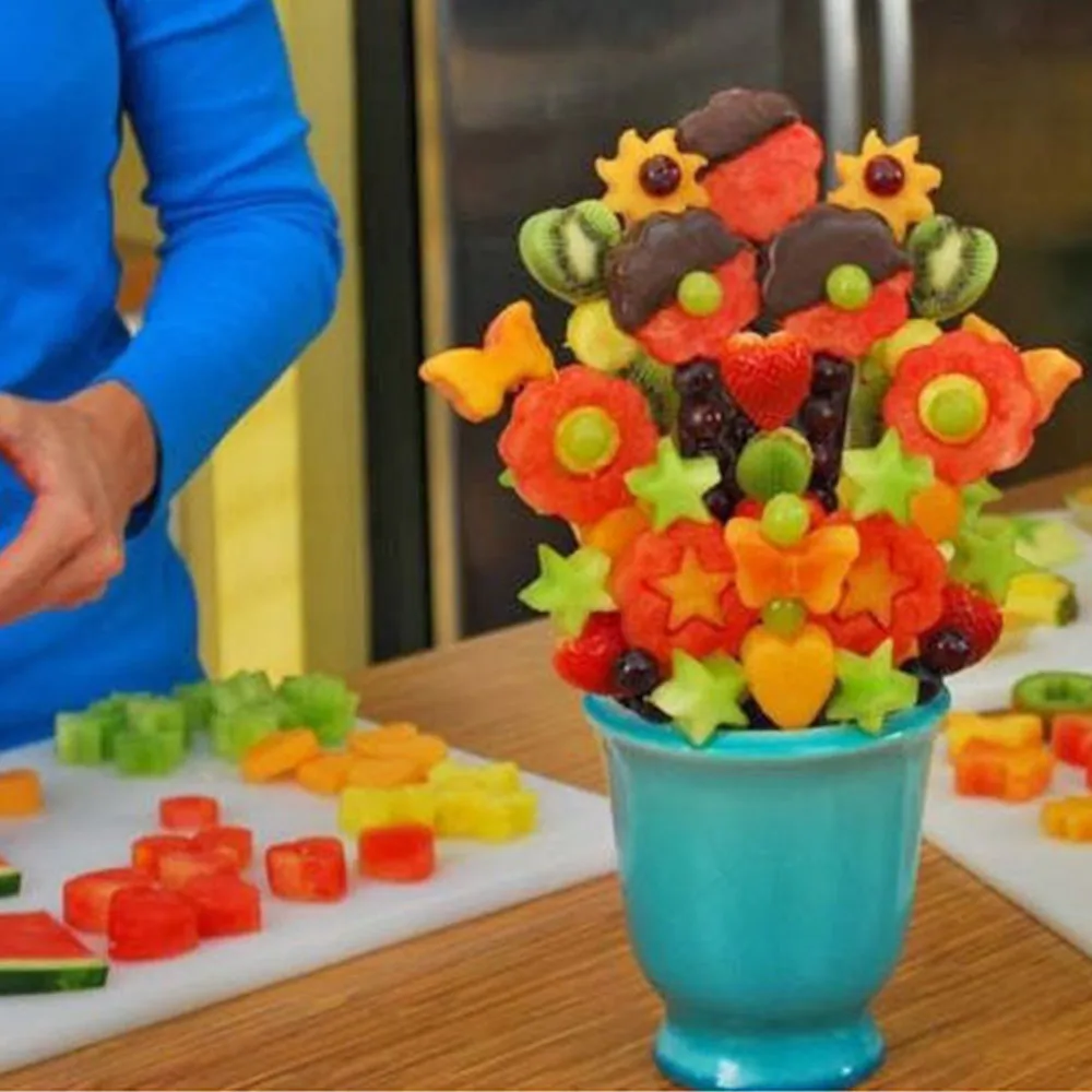 

Hot Sale Plastic Fruit Shape Cutter Slicer Veggie Food Decorator Fruit Cutter Creative Kitchen Accessories Cooking Tools