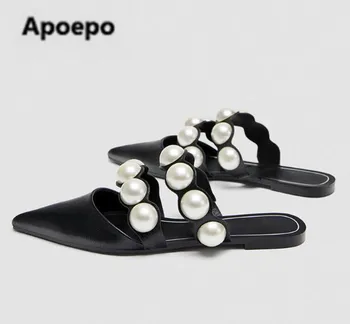 

Newest women slippers White pearl decor flats sandals women sexy pointed toe leather Elegant casual summer shoes pantuflas 2018