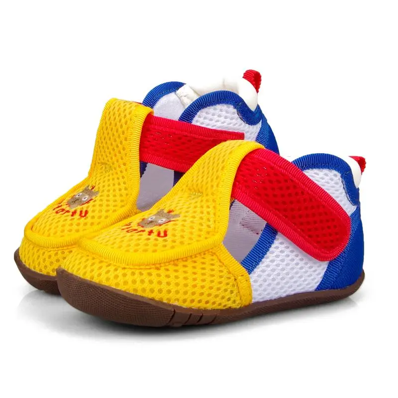 blue and yellow Crtartu летняя секция 1 пара сетчатая пряжа+ резиновая паста Цветочная вышивальная Сетка Дышащие Детские ступни для малышей - Цвет: blue and yellow