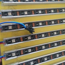 0.5 м длинные адресуемых SK6812 DC5V 32 светодиодов/м светодиодный цифровой бар; IP68 рейтингу, тип U Алюминий оболочки; черного цвета
