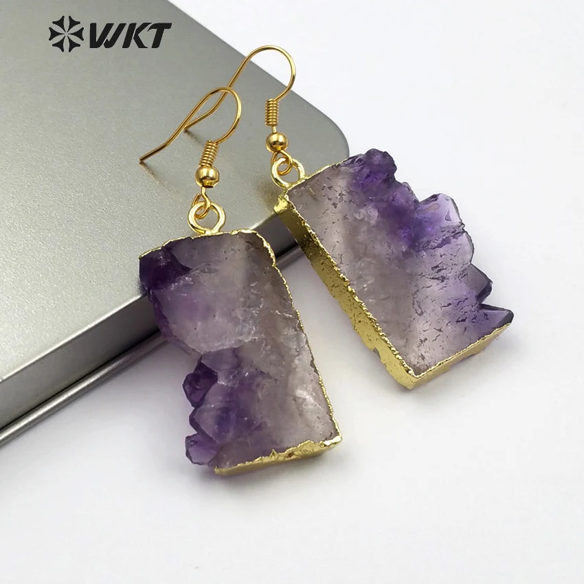 WT-E129 фиолетовая Друза метист серьги с 24k позолоченный металл на кусочке камня фиолетовые камни Друза серьги