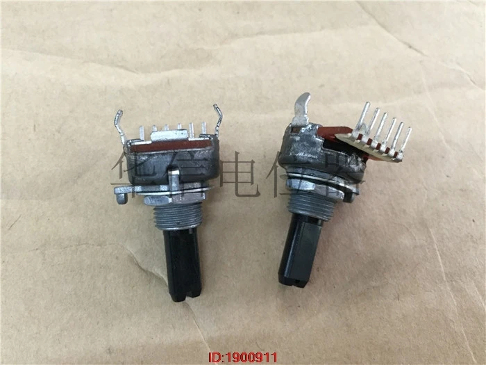 

1pcs/lot Home> Supply> Marantz supply 161 double potentiometer vertical potentiometer 100KCX2 with midpoint handle 20F C100K