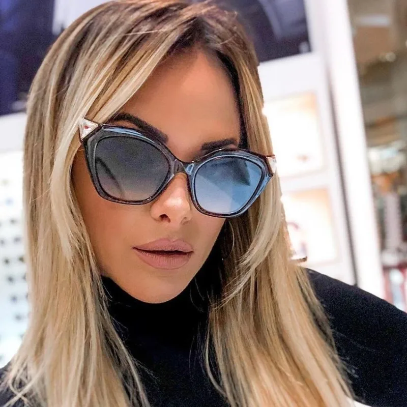 

2019 Retro Vintage Cat Eye Sunglasses Women Brand Designer Flash Rhinestone Black White Transparent Cateye Sun Glasses Luxury