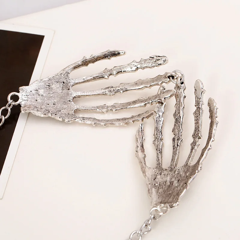 Мода Хэллоуин ювелирные ожерелье Винтаж панк готический череп Bone руки коготь долго кулон Цепочки и ожерелья Для женщин цепи аксессуары
